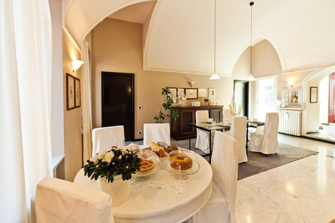 Antico Hospitale Bed & Breakfast โดลญานี ภายนอก รูปภาพ